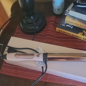 L'ange Curling Iron